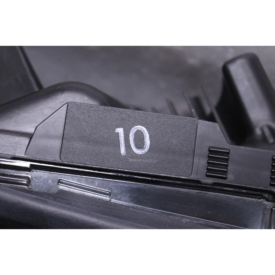 36-2212☆【値下】美品☆後期 LED ZYX11 C-HR☆右ヘッドライト KOITO