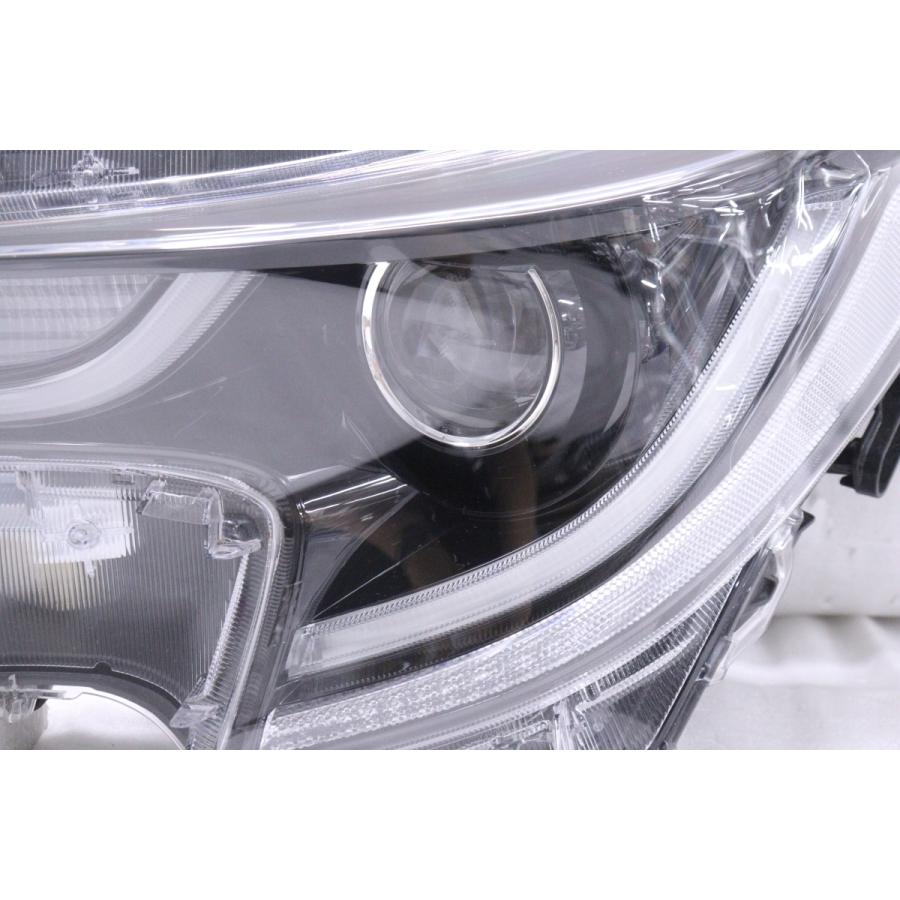 36-2525☆美品☆LED NRE210H カローラスポーツ☆左ヘッドライト KOITO  