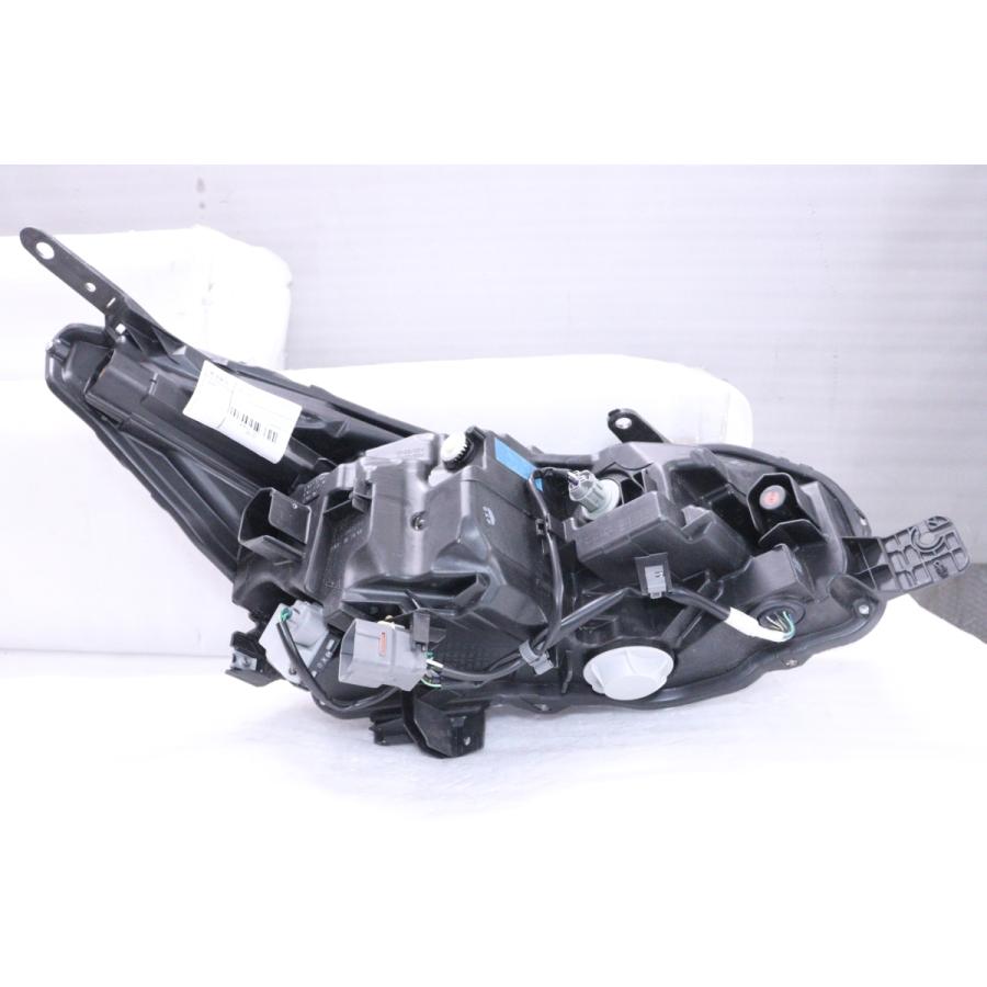 36-75☆美品☆後期 LED GT2 インプレッサ☆左ヘッドライト KOITO 100