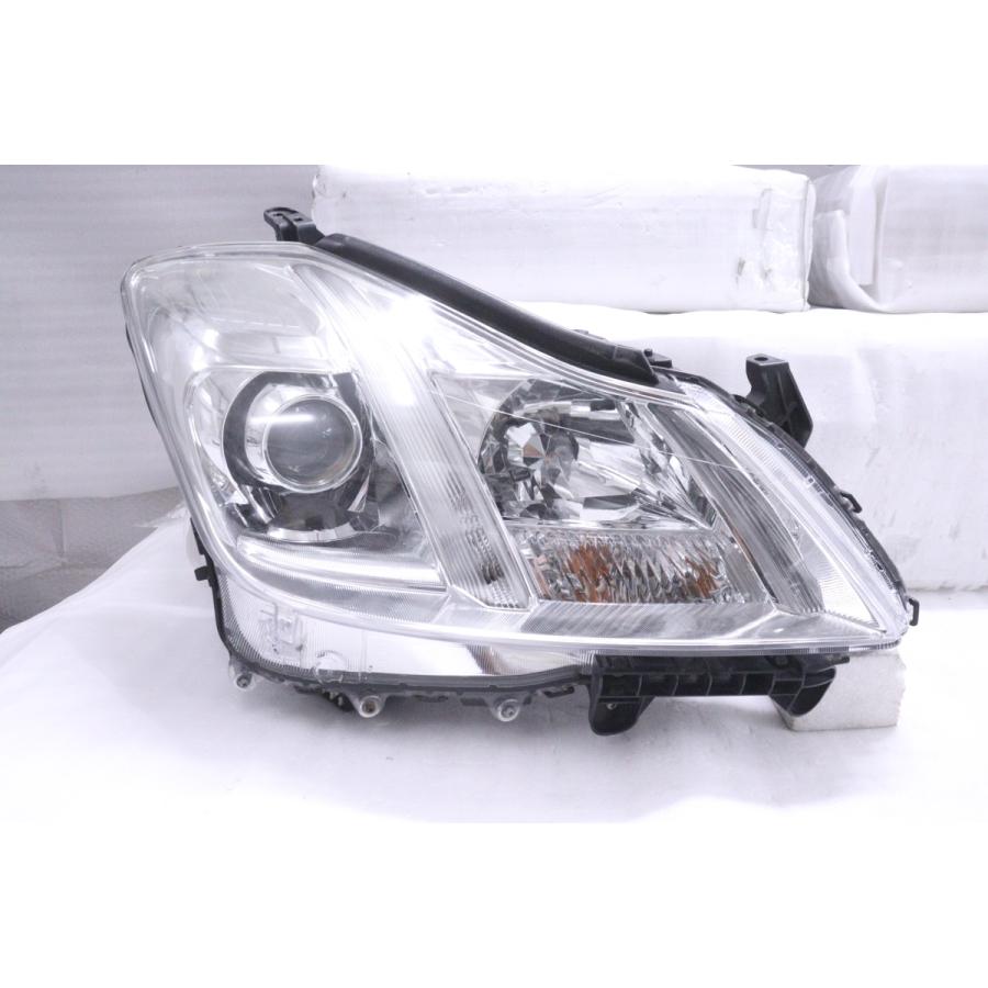 クラウンヘッドランプユニット右