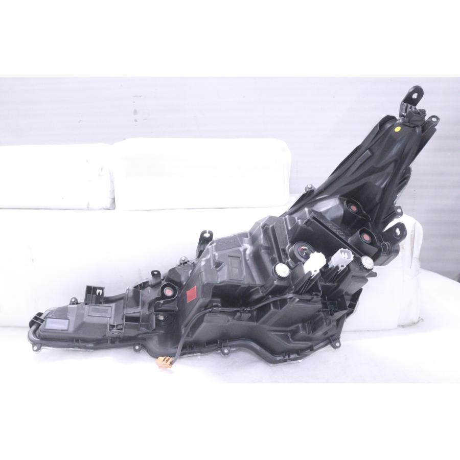 37-1653☆LED ZRE212 カローラ ツーリング☆右ヘッドライト KOITO 12