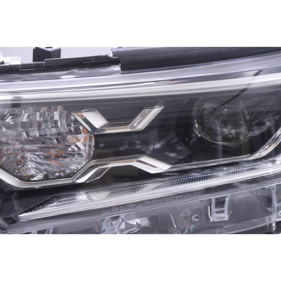 37-21☆新車外し☆前期 LED MXAA52 RAV4 ハイブリッド☆左右ヘッド 