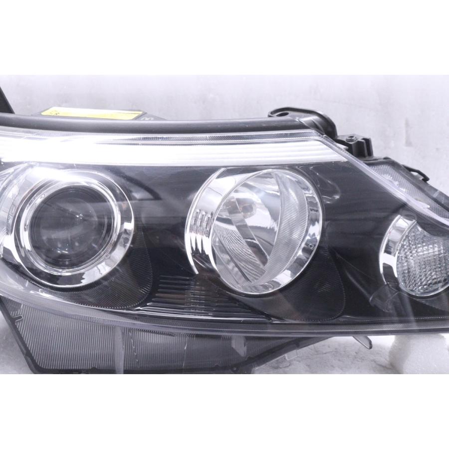 エスティマ ACR50W 右ヘッドランプ ライト レンズ 8V5 コイト 28-217