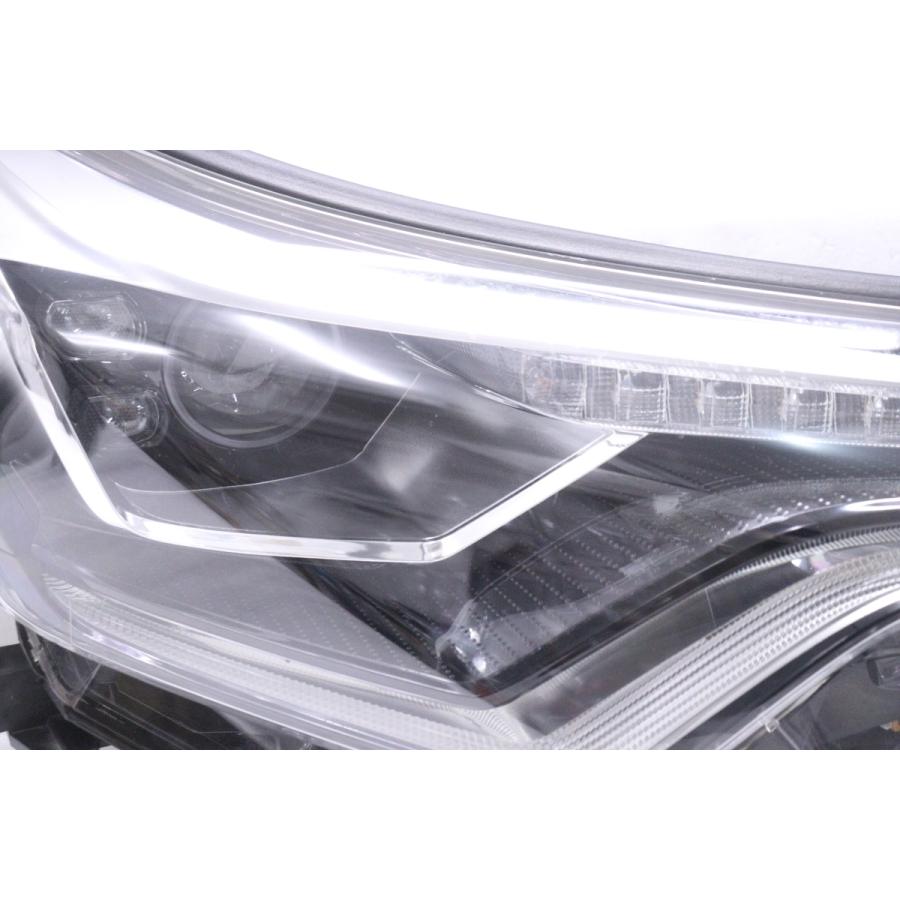 37-39☆前期 LED NGX10 C-HR☆右ヘッドライト KOITO 10-101 打刻:4 