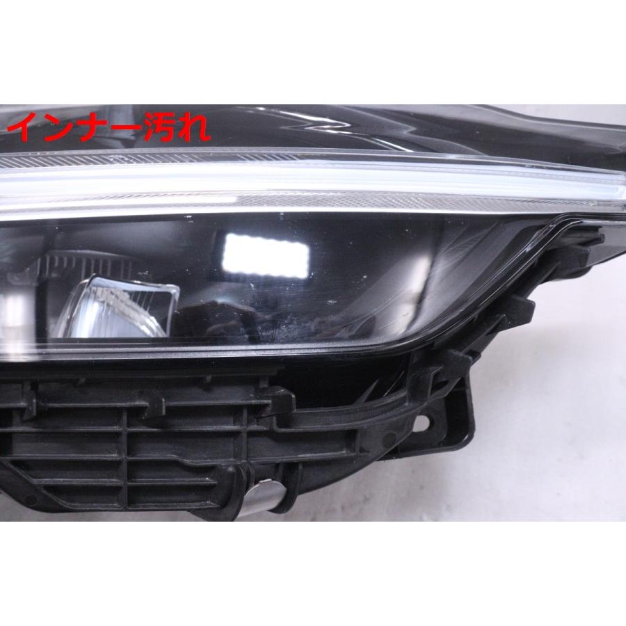 37-662☆LED UB VOLVO XC60☆右ヘッドライト 32342511 ブラック 純正 