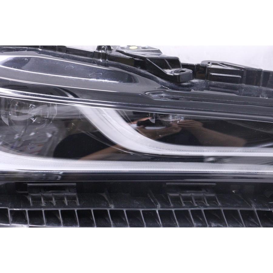 37-693☆美品☆LED MXUA80 ハリアー☆右ヘッドライト KOITO 48-233 打