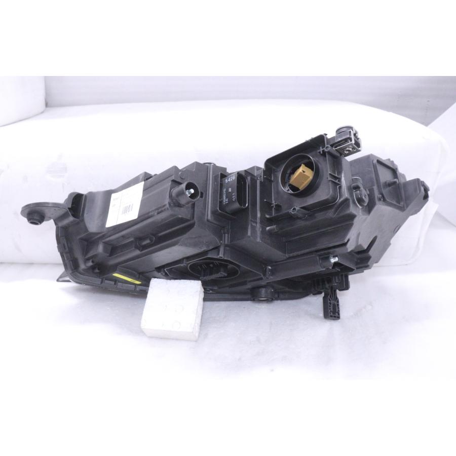 37-715☆美品☆LED 8S AUDI TT☆右ヘッドライト マトリクス 8S0