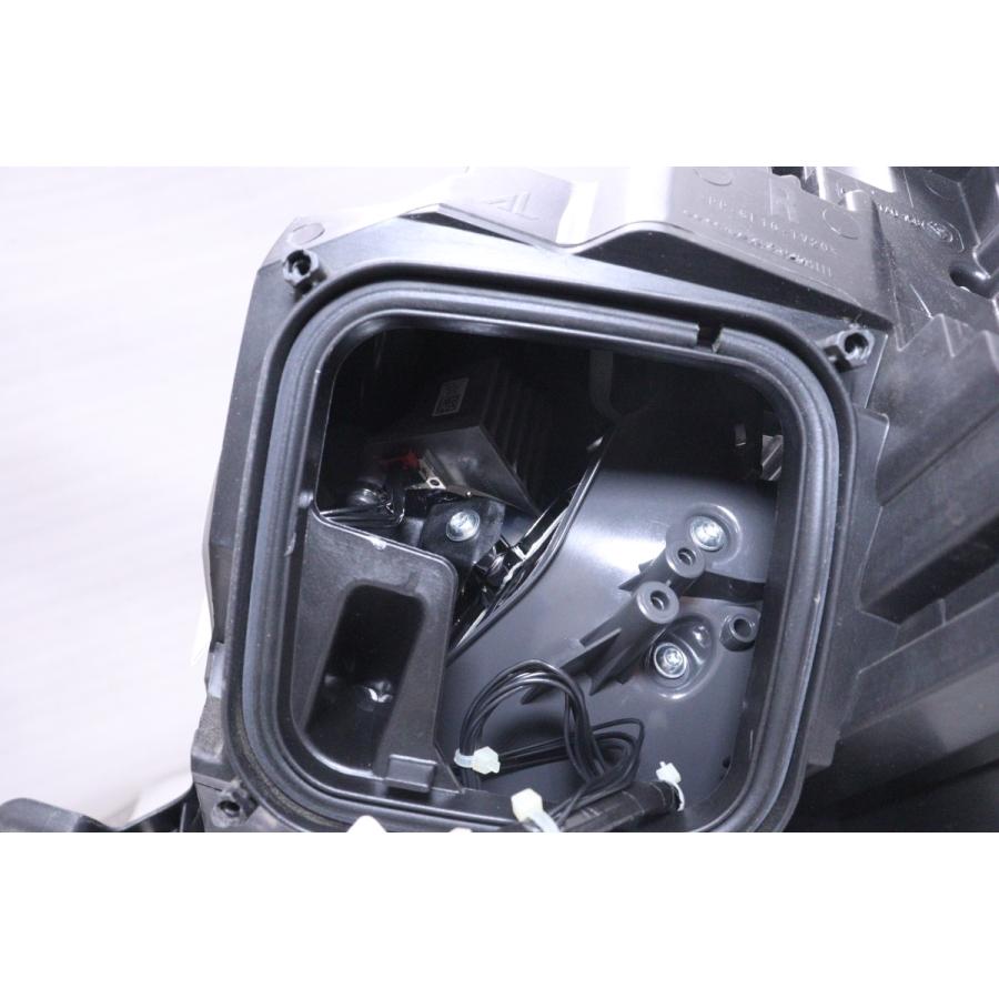 37-900☆美品☆前期 HID W166 Mクラス☆右ヘッドライト A 166 820 75 
