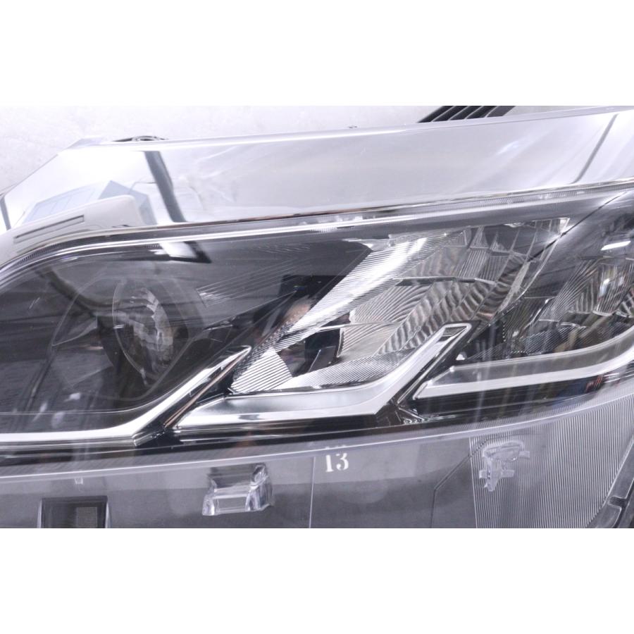 38-1803☆美品☆後期 LED C27 セレナ☆左ヘッドライト KOITO 100-23784