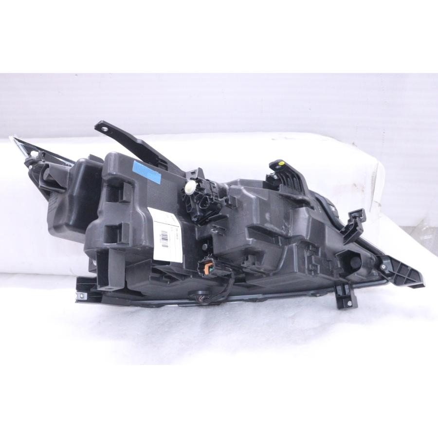 38-1803☆美品☆後期 LED C27 セレナ☆左ヘッドライト KOITO 100-23784
