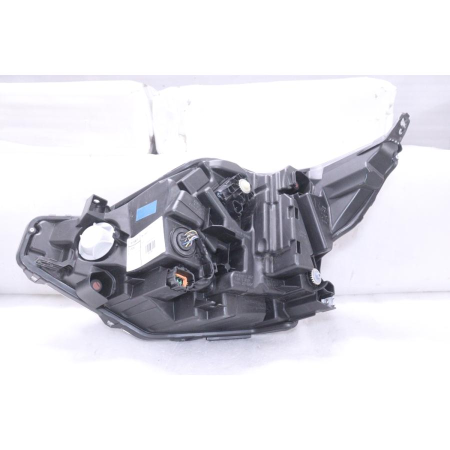 38-1881☆【値下】極上品☆LED B44A ルークス☆右ヘッドライト KOITO