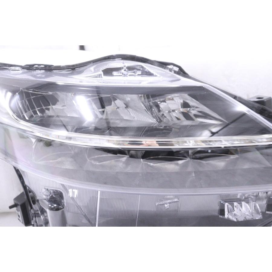 38-1896☆美品☆LED B44A ルークス☆右ヘッドライト KOITO 100-23779