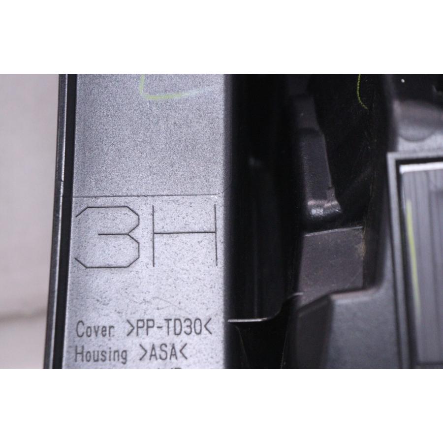 MXPA10 GRヤリス 前期純正 LED テールランプ KOITO K0-10 MXPA10 GRヤリス 前期純正 LED テールランプ KOITO K0-10 - メルカリ