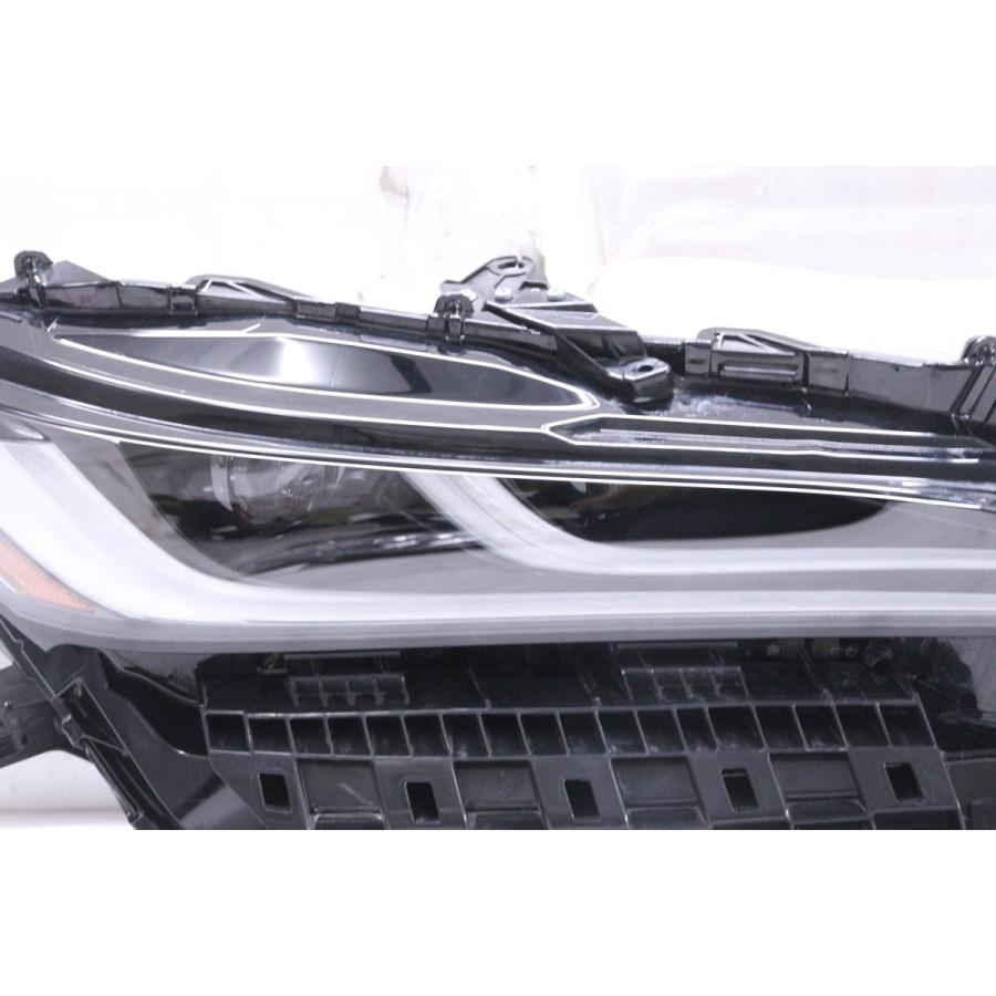38-2106☆LED MXUA80 ハリアー☆右ヘッドライト KOITO 48-233 打刻:7H