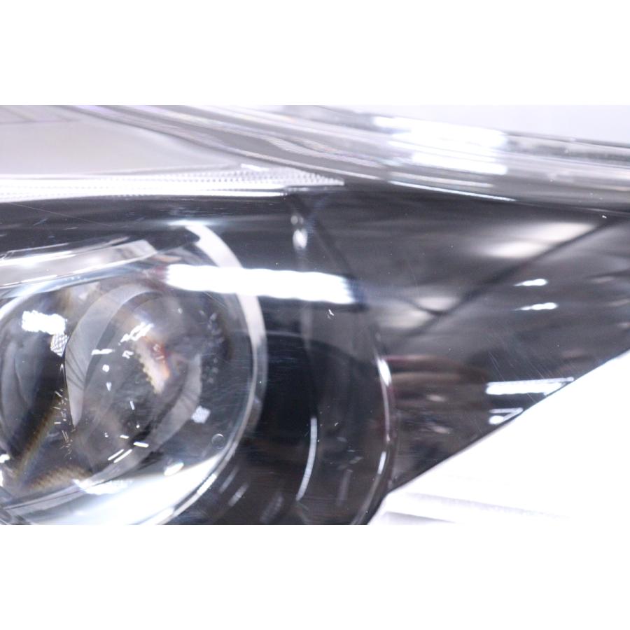 プリウス　左ヘッドライトLED ZVW51 コイト47-104 純正部品　美品 38-777☆美品☆後期 LED ZVW51 プリウス☆右ヘッドライト KOITO 47-104
