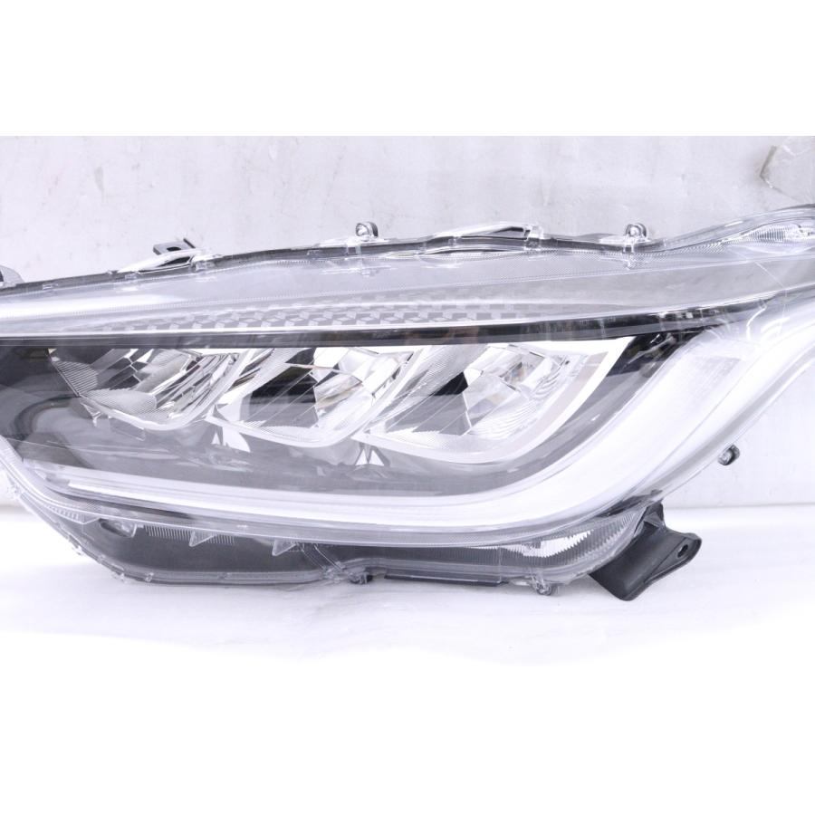 ヤリス　KOITO K0-3 ヘッドライト左 39-1087☆美品☆LED MXPA10 ヤリス☆左ヘッドライト KOITO K0-3 打刻