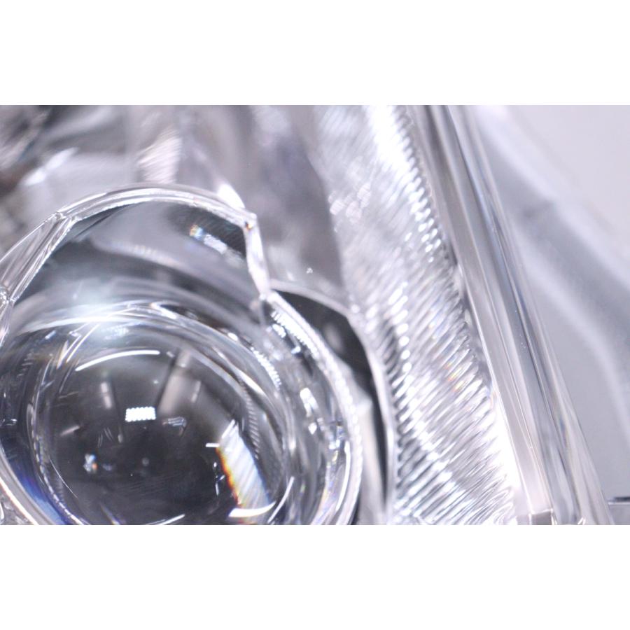 39-1171☆美品☆LED 200系 ハイエース☆右ヘッドライト KOITO 26-137
