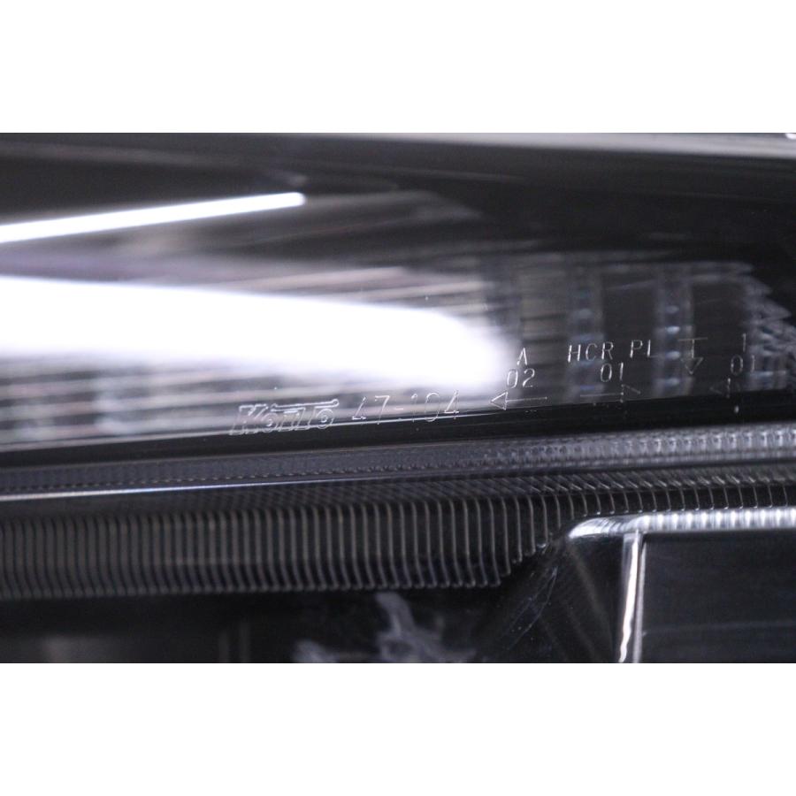 トヨタ　プリウス　後期　51 LED 右側ヘッドライトユニット 39-131☆美品☆後期 LED ZVW51 プリウス☆右ヘッドライト KOITO