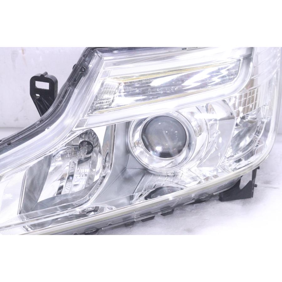 39-1520☆【値下】後期 HID RK5 ステップワゴンスパーダ☆左ヘッド 