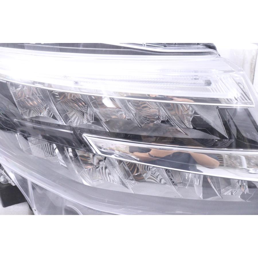 トヨタ ルーミー 純正 LED ヘッドライト ASSY 後期