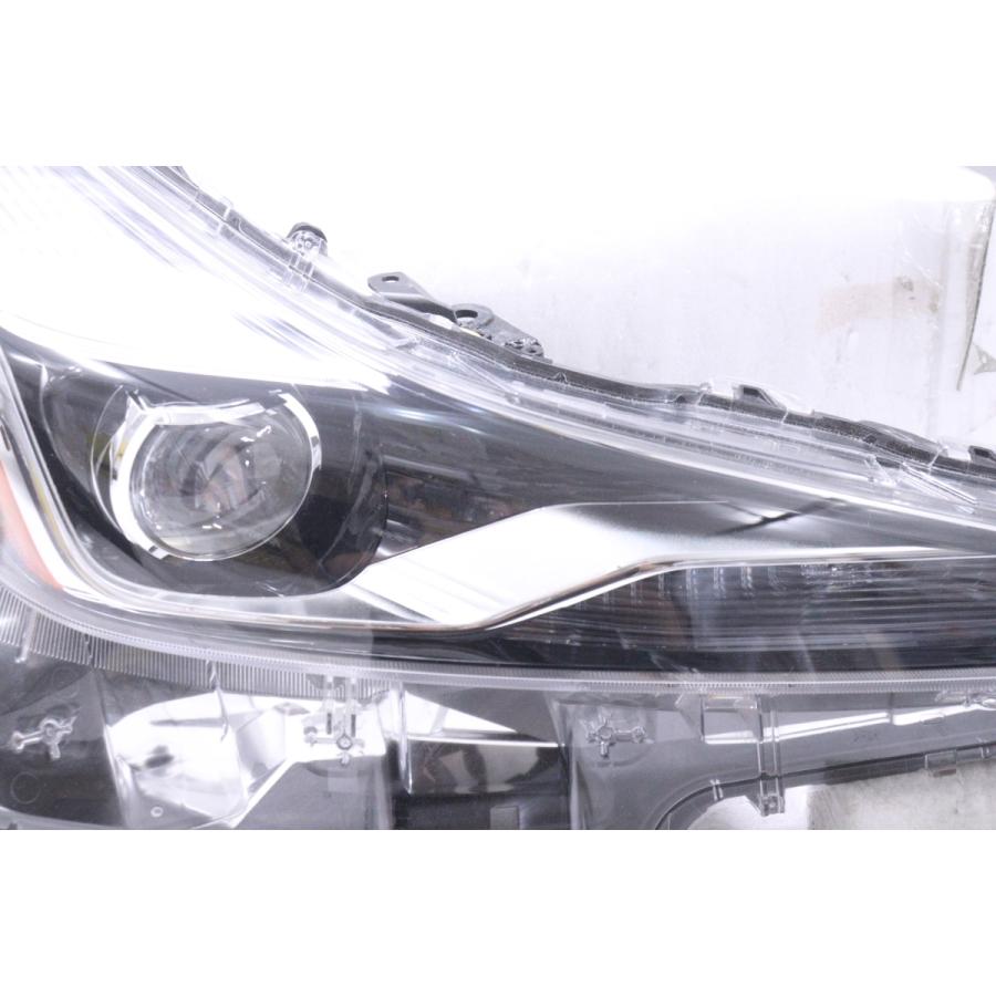 トヨタ　プリウス　後期　51 LED 右側ヘッドライトユニット 39-2414☆美品☆後期 LED ZVW51 プリウス☆右ヘッドライト KOITO