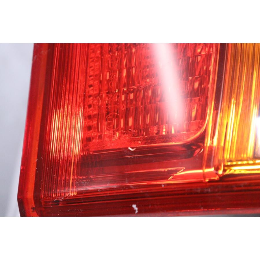 3X-1086☆美品☆中期 LED GSE20 レクサスIS☆左右テールライト 4点