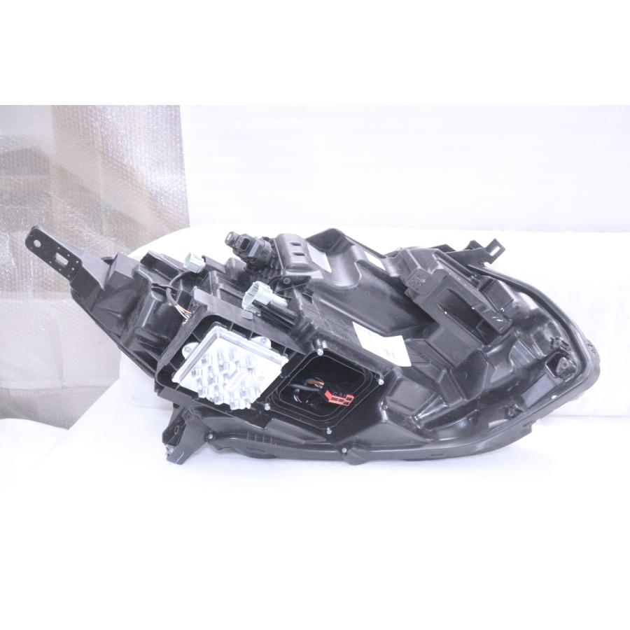 3X-1361☆【値下】極上品☆LED E13 ノート オーラ☆左ヘッドライト