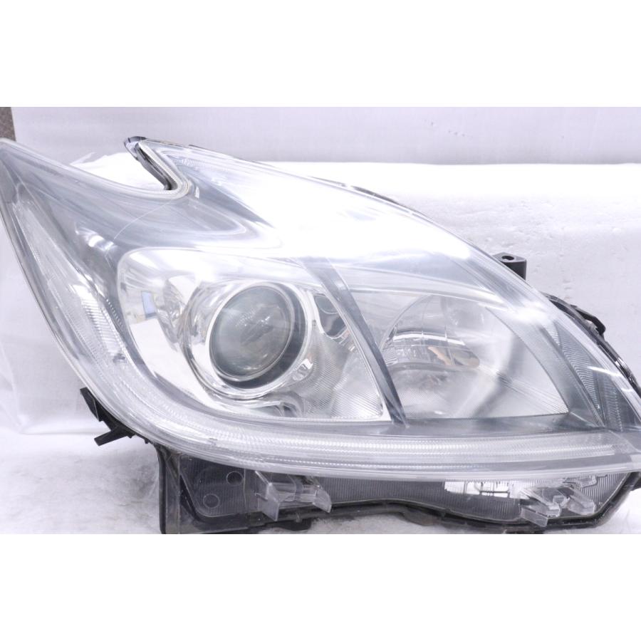 トヨタ　プリウス　30系　ZVW30　後期　HIDヘッドライト　コイト47-52 3X-1668☆【値下】後期 HID ZVW30 プリウス☆右ヘッドライト KOITO 47