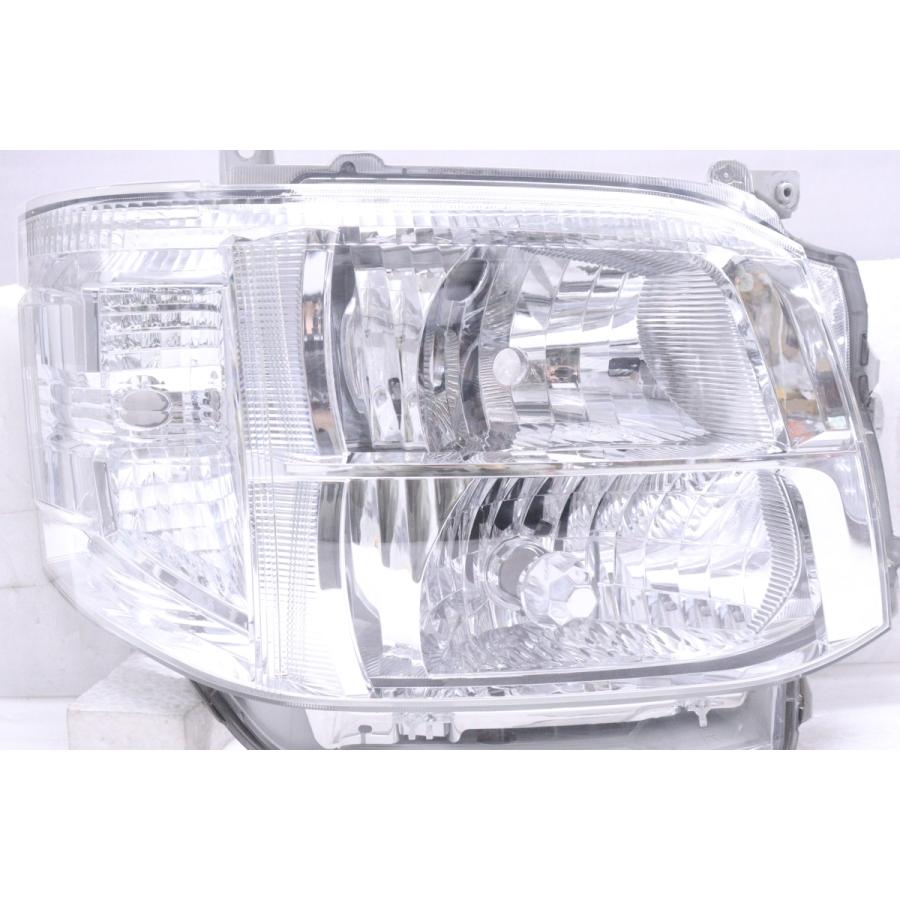 3X-662☆3型 HID 200 ハイエース☆右ヘッドライト KOITO 26-129 打刻 