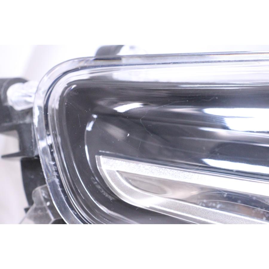 3X-832☆後期 LED NSP170G シエンタ☆右ヘッドライト ICHIKOH 52-317