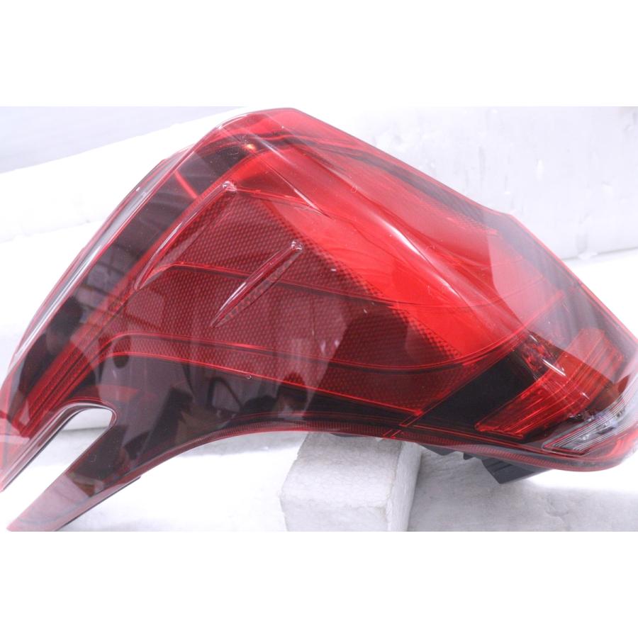 トヨタ アルファード AGH30W テールランプ 左 KOITO 58-76 3Y-1645☆【値下】美品☆後期 LED AGH30W アルファード☆左テール