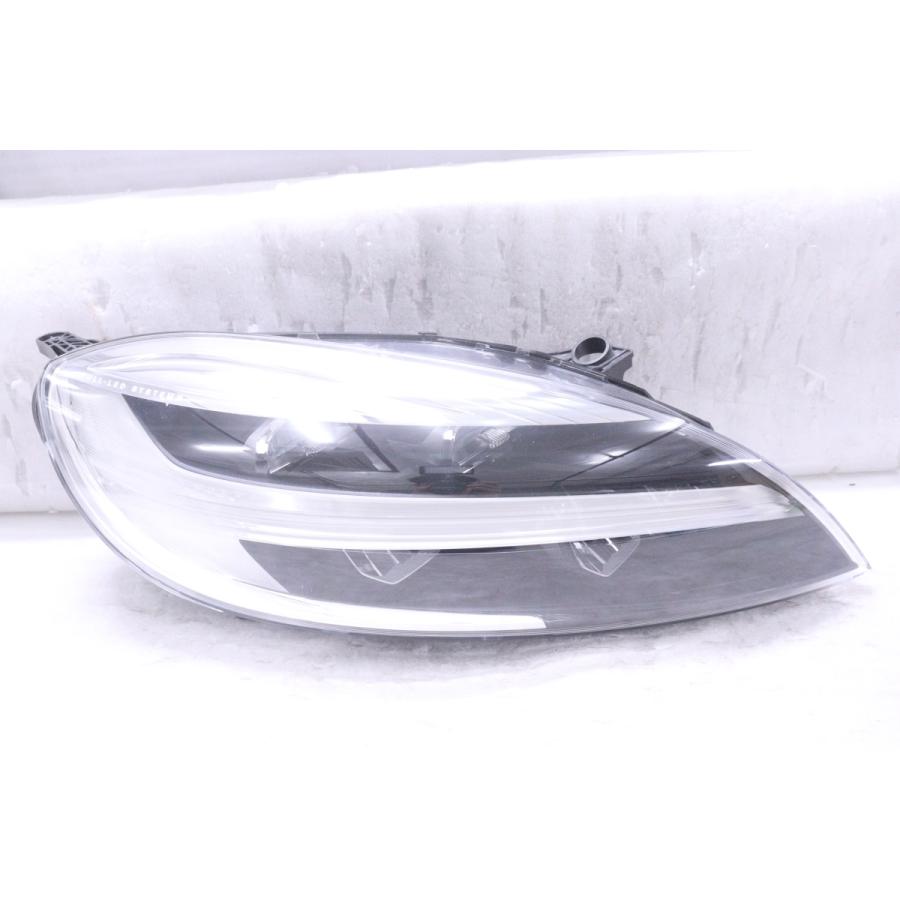 VOLVO ボルボ V40 MB系後期 純正 右 ヘッドライト 32228482 3Y-1689☆【値下】後期 LED MB ボルボV40☆右ヘッドライト 32228482