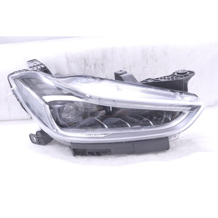 3Y-1891☆後期 LED マセラティ ギブリ☆右ヘッドライト 00670100985