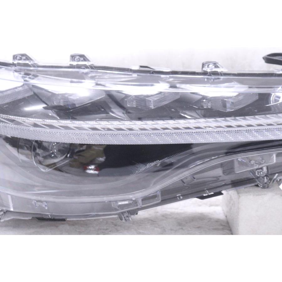 3Y-1985☆【値下】美品☆LED ZSG10 カローラクロス Z☆右ヘッドライト