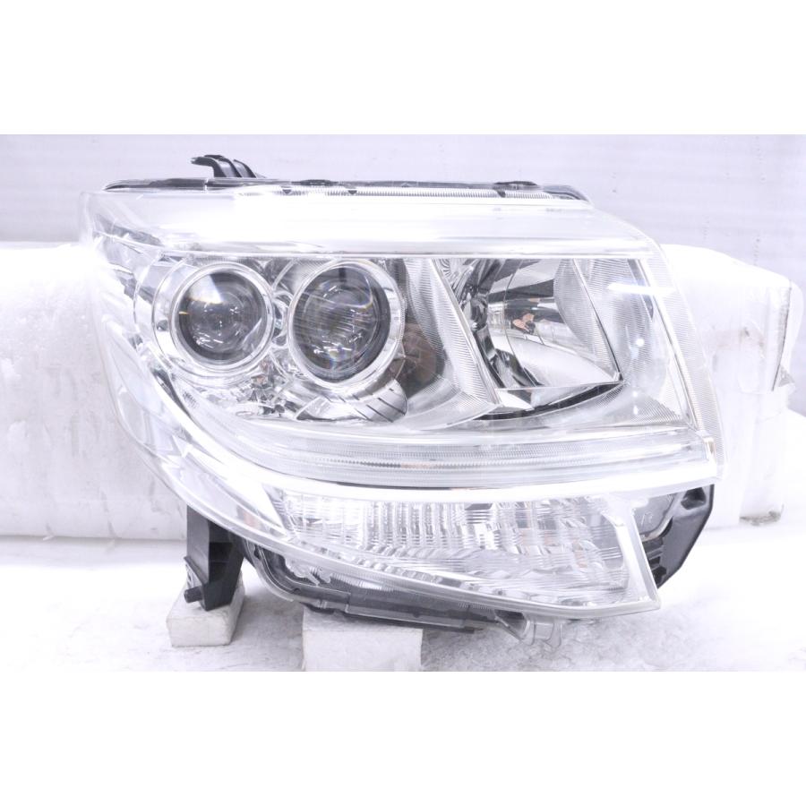 3Y-2022☆LED LA600S タントカスタム☆右ヘッドライト KOITO 100-51392 