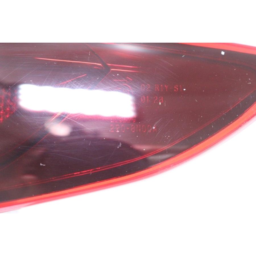 3Y-247☆美品☆LED BP5P MAZDA3☆右テールライト セダン KOITO 220 