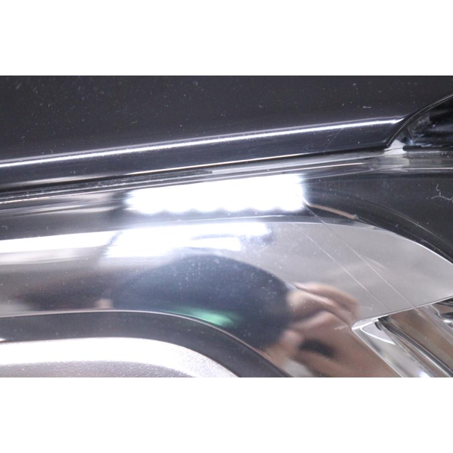 3Y-832☆美品☆後期 LED RU1 ヴェゼル☆右ヘッドライト KOITO