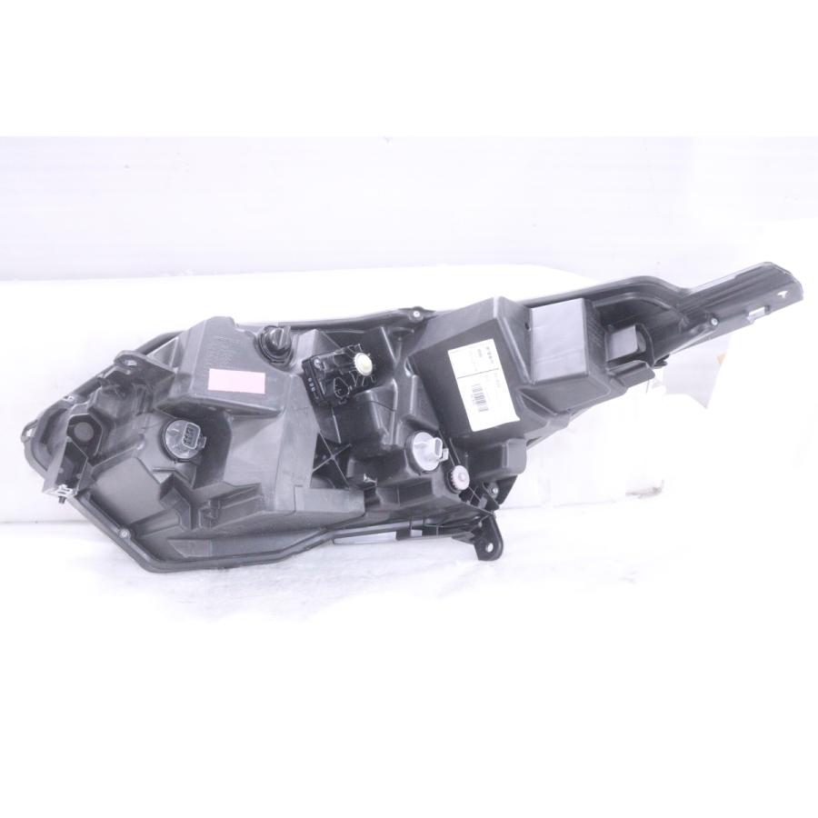 ヴェゼル RU1-RU4 ヘッドライト 右側 KOITO 100-62292 ヴェゼル