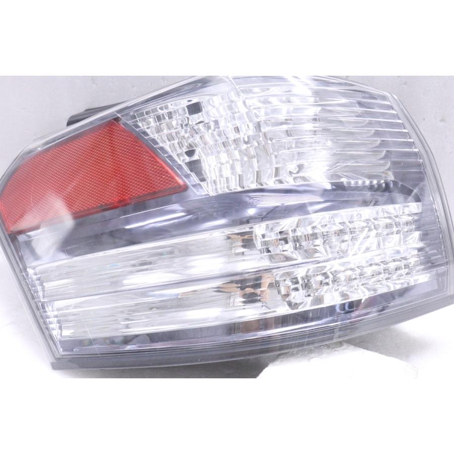 40-1121☆美品☆前期 LED ANF10 レクサスHSハイブリッド☆左