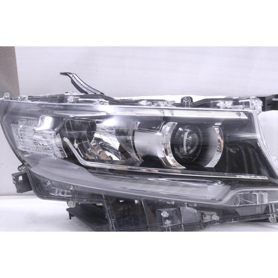 トヨタ 150系プラド 後期 右LEDヘッドライト 40-1124☆美品☆中期/後期 LED TRJ150W ランドクルーザープラド☆右