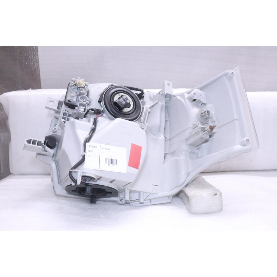 40-1254☆美品 4型~ LED 200 ハイエース☆右ヘッドライト
