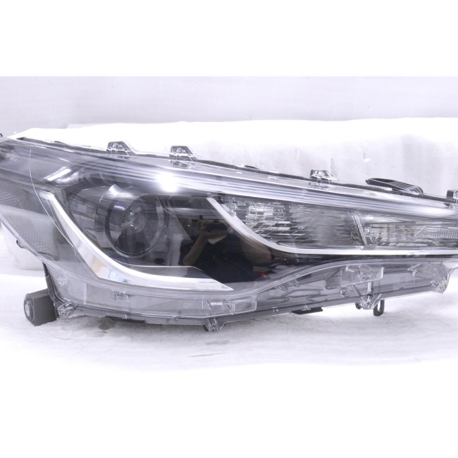 40-128☆美品☆LED ZSG10 カローラクロス☆右ヘッドライト HASCO 16 