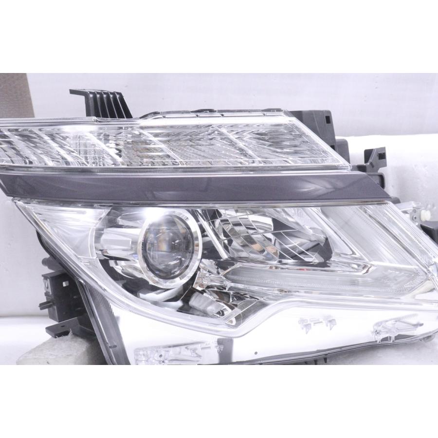 E52 エルグランド 中期 LEDヘッドライト(ジャンク) 2025年最新】Yahoo!オークション -エルグランドe52 ヘッドライト