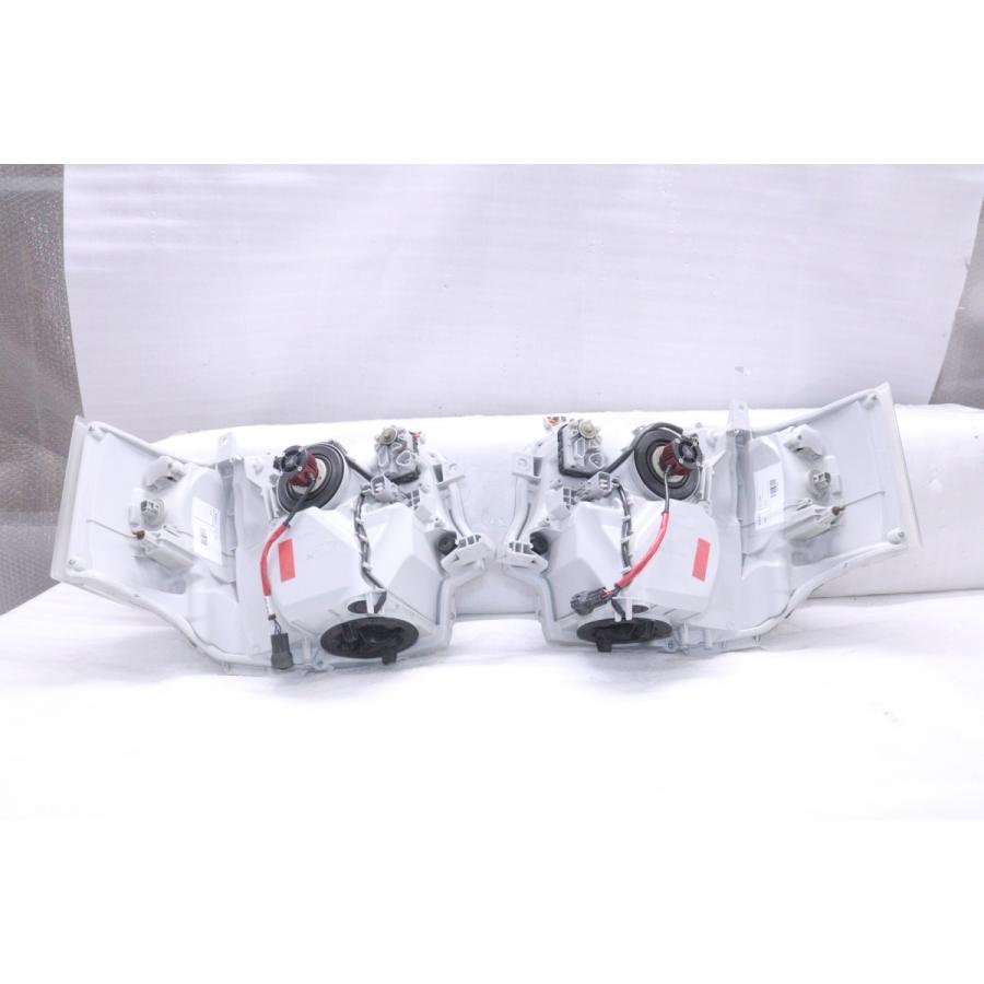 ハイエース 200系 左ヘッドライト KOITO 26-137 52-1513☆4型~ LED 200系 ハイエース☆左ヘッドライト KOITO 26