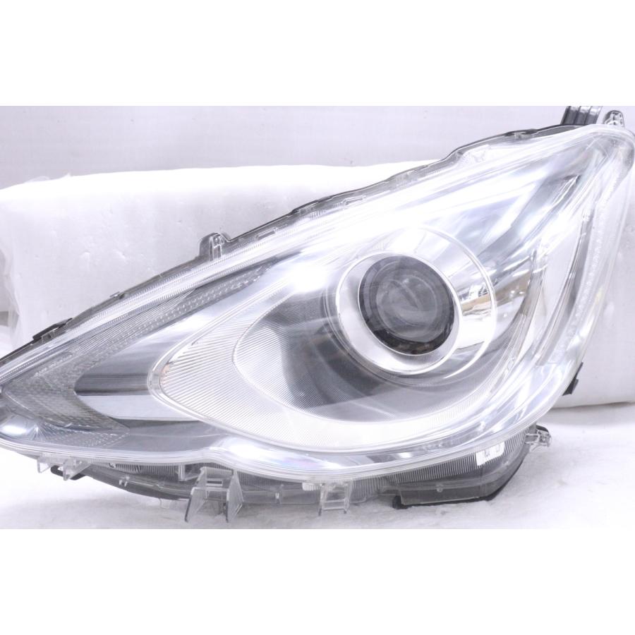 40-1986☆美品☆中期 LED NHP10 アクア☆左ヘッドライト KOITO 52-293 