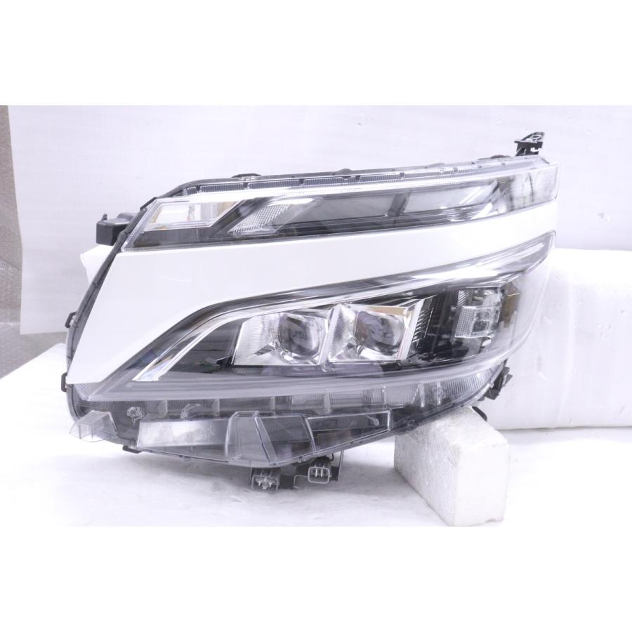 40-2148☆後期 LED ZRR80W ヴォクシー ZS☆左ヘッドライト ICHIKOH 28 