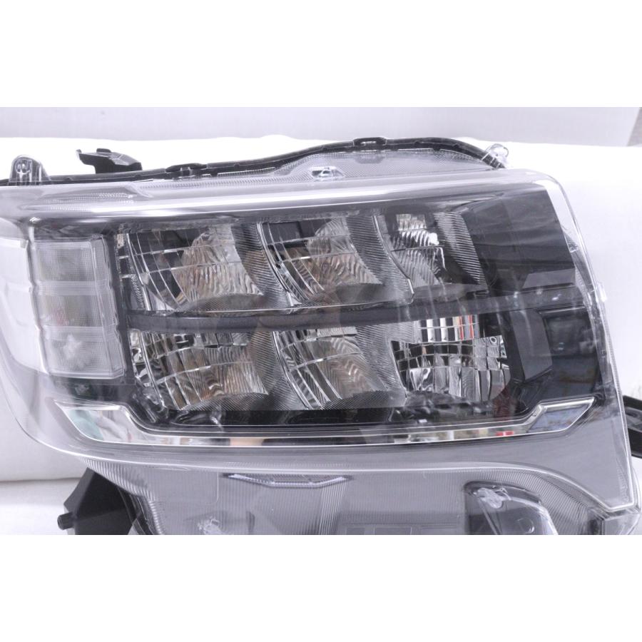 40-916☆極上品☆LED LA650S タントファンクロス☆右ヘッドライト 