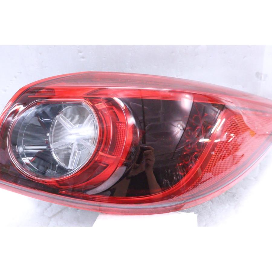 41-1387☆LED BM5FS アクセラスポーツ☆右テールライト KOITO 220