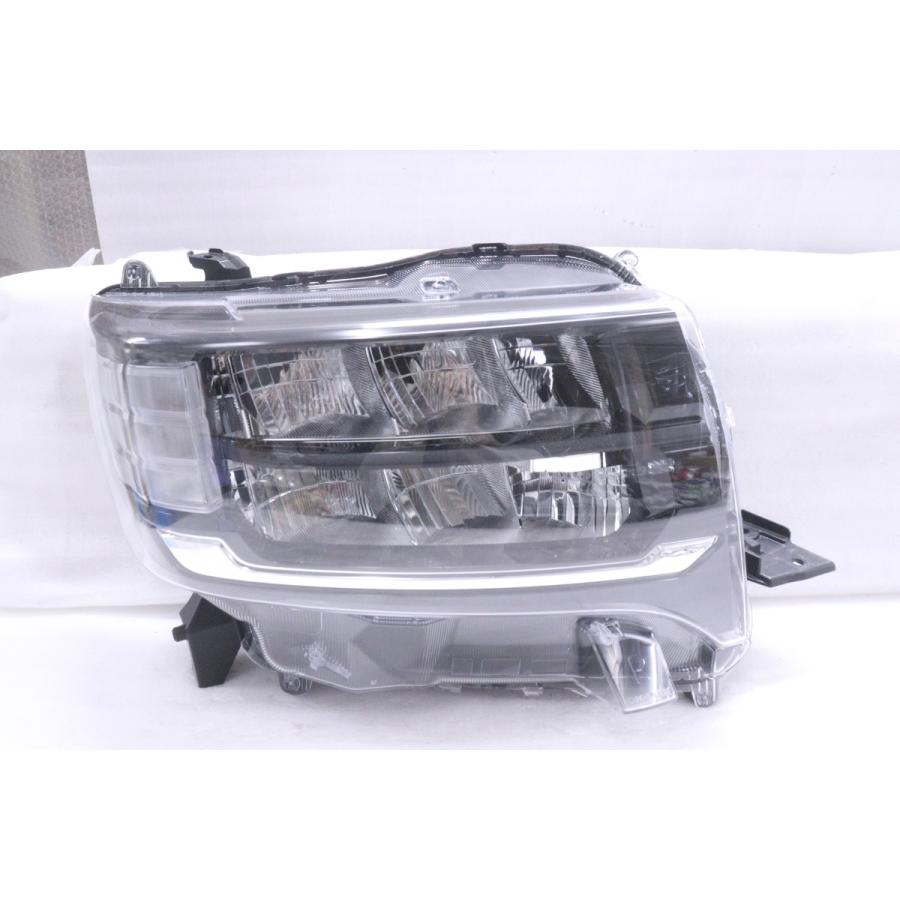 タントファンクロス右ヘッドライト