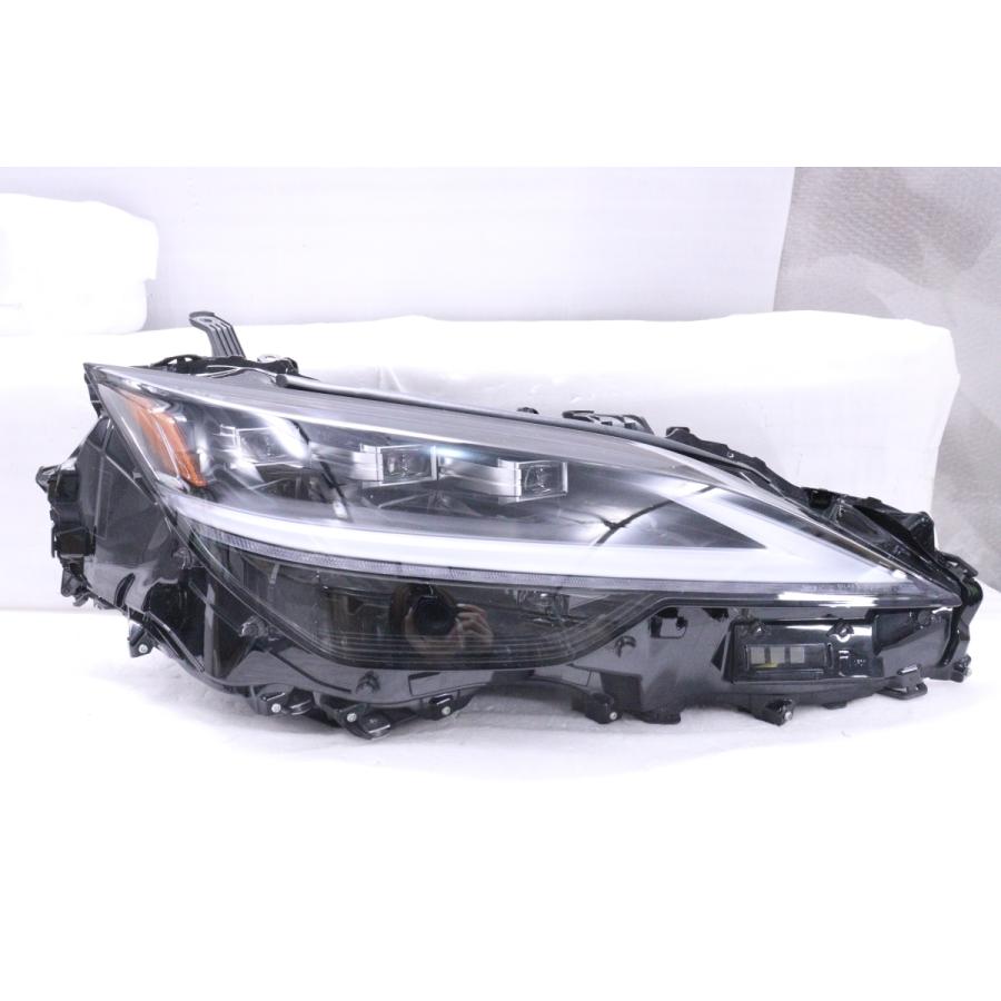 42-1261☆【値下】後期 LED VXFA50 レクサスLS☆右ヘッドライト KOITO